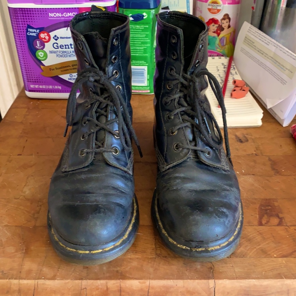 Dr. Martens 1460 Size women’s 7.5